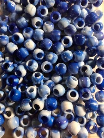 Blue tie dye medium hair beads